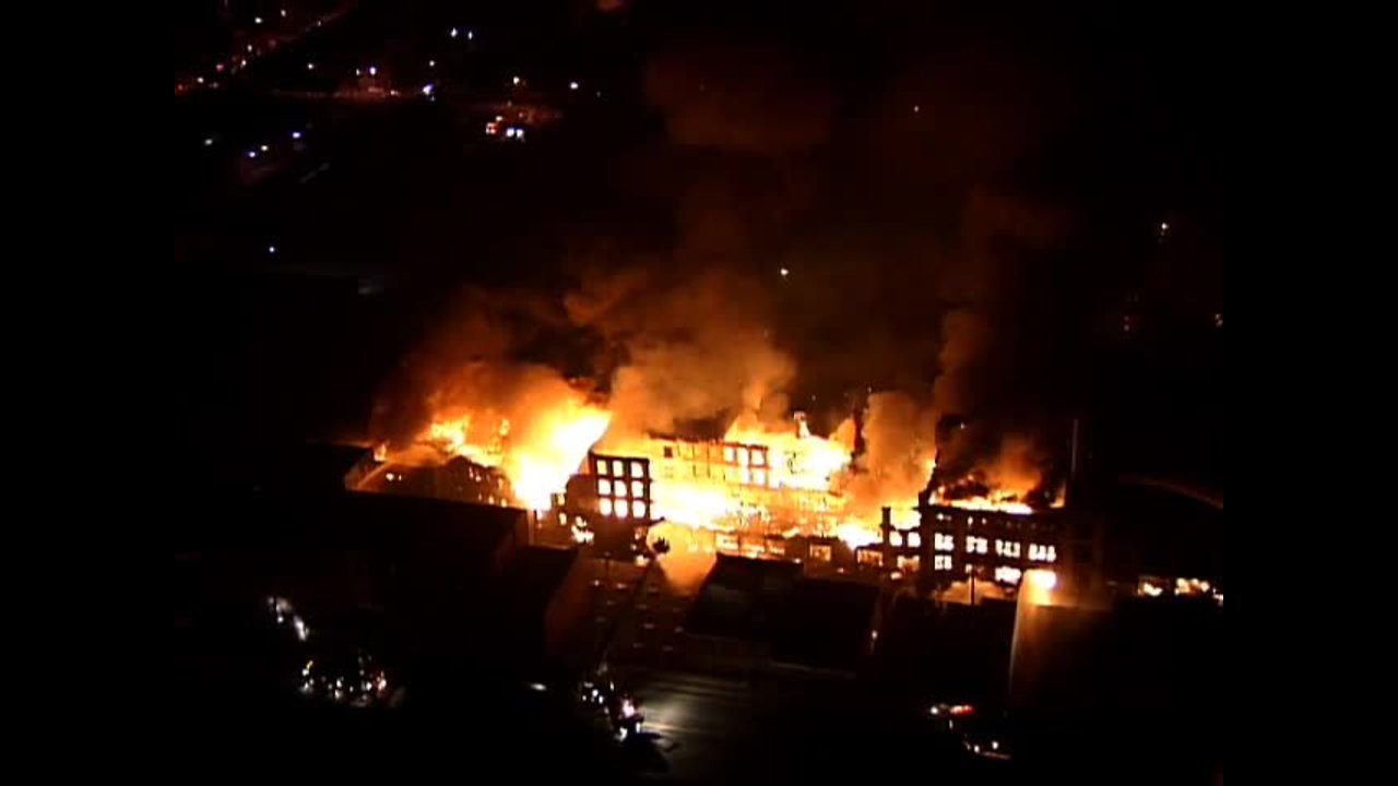 Tom McKee retires: WCPO newsman reports on one of Cincinnati's biggest fires at Queen City Barrel in 2004