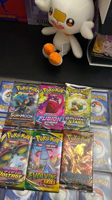 Pokémon Daily Pack Opening!!