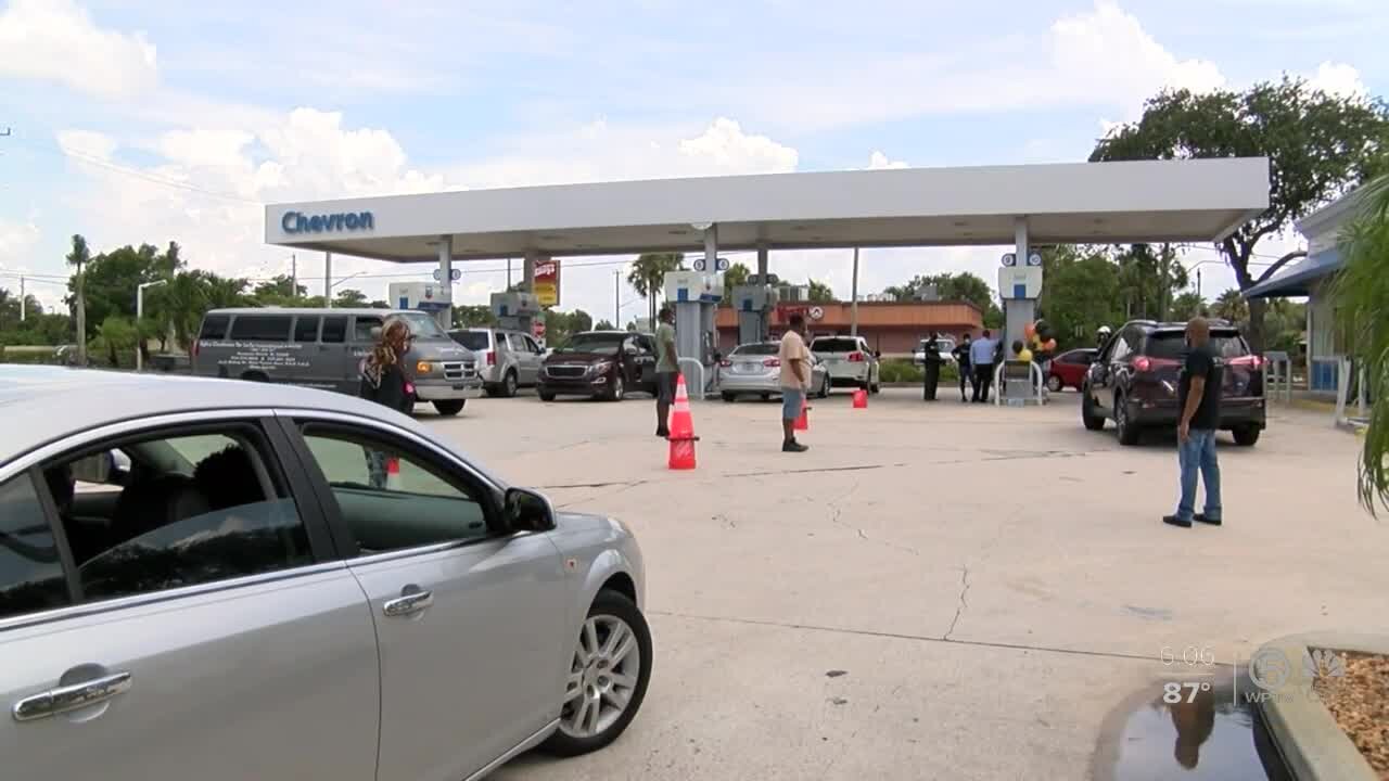 Church gives away free gas to those in need