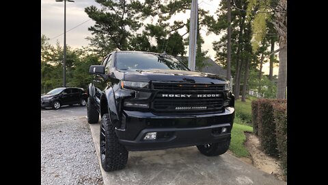 Rocky Ridge 2022 Chevrolet Silverado 1500 Lift Truck