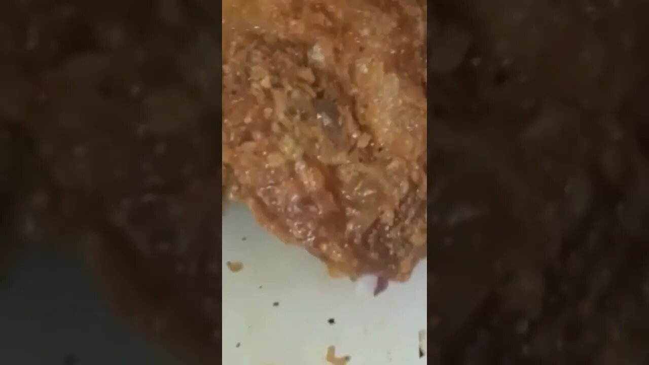 5 easy steps to some delicious convenience store fried chicken #shorts