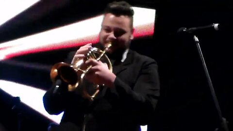 MAURÍCIO MANIERI E ORQUESTRA DA CORPORAÇÃO MUSICAL 24 DE JUNHO PARTE 7