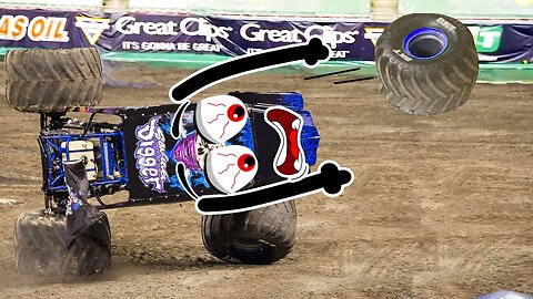 Monster Truck Crashes | Crazy Monster Truck Freestyle Moments - Monster Jam World Finals | Doodles