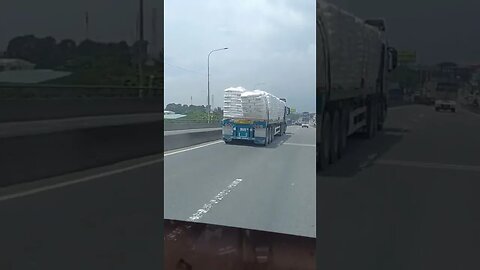 Massive Drop On The Freeway!