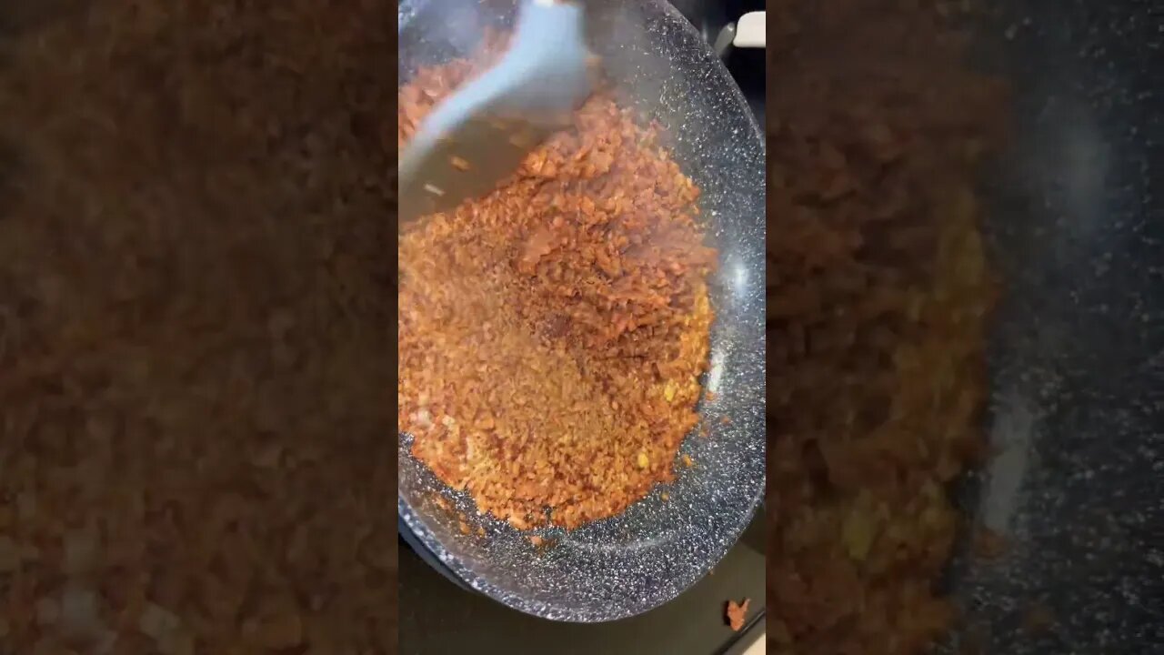 Plant Based Beef Sticks to the Pan Really Bad ☹️