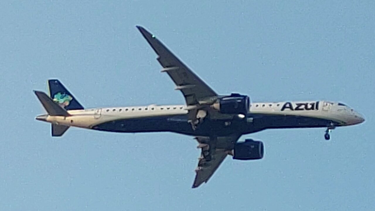 Embraer 195 E2 PS-AEJ coming from Recife to Fortaleza