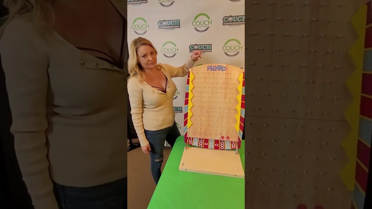 Girlfriend Plays PLINKO - The Price is Right Challenge!