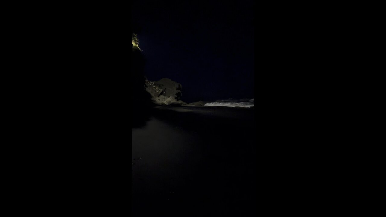 How to enjoy Ocean waves at night.