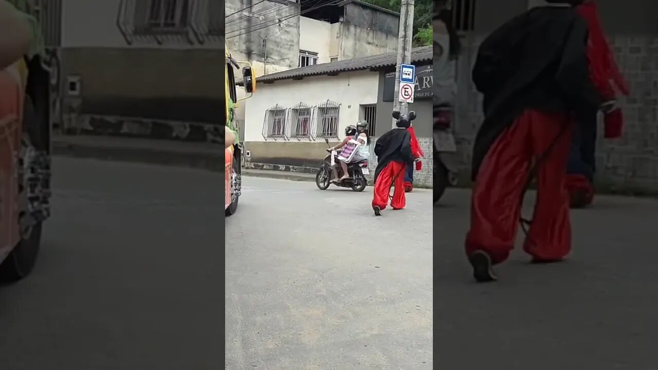 SUPER PULOS NINJAS NA CARRETA DA ALEGRIA FURACÃO, DANÇANDO FOFÃO, O MÁSKARA, BEN10 E PATATI