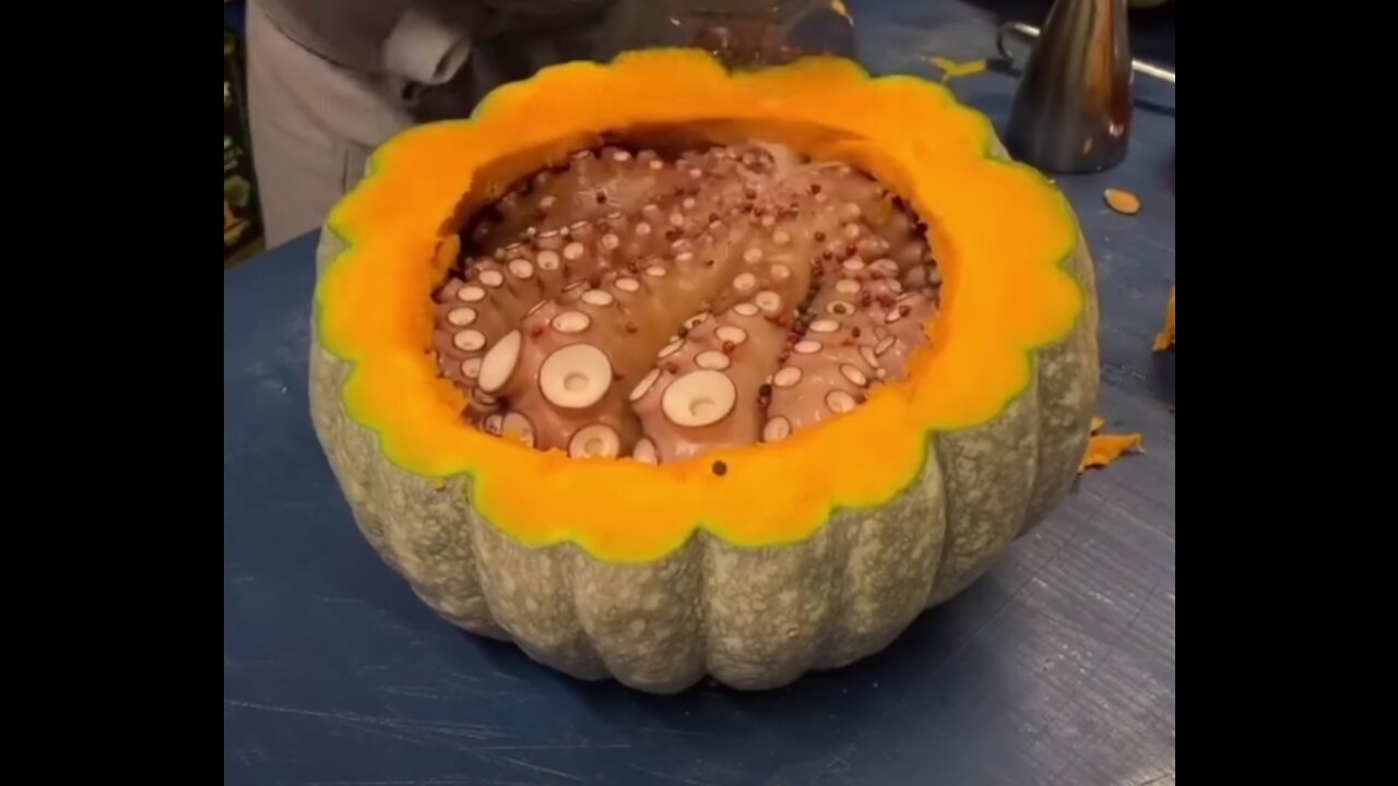 Pumpkin vs Octopus