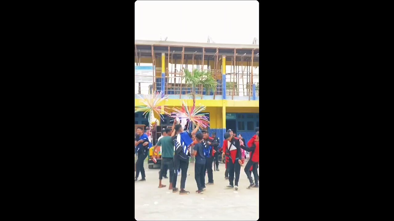 joget bareng drumband gema nada permusa