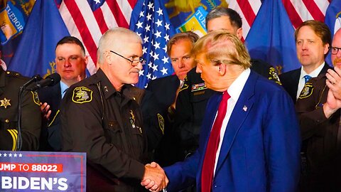 Trump Endorsed by Police Officers Association