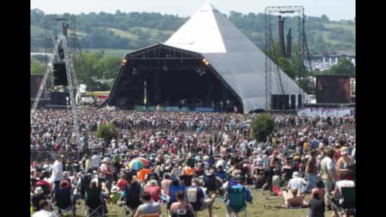 une demande en mariage lors du festival de Glastonbury