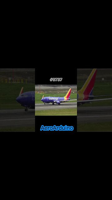 Watch How Southwest Airlines 737 800 Takeoff #Fly #Aviation #AeroArduino