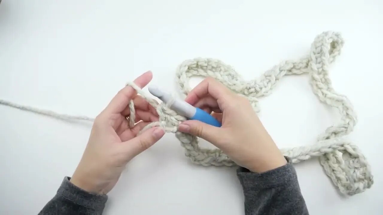 How to Crochet a Blanket Step-by-Step