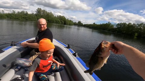 Secret #pnw Pond has tons of #bassfishing #bass