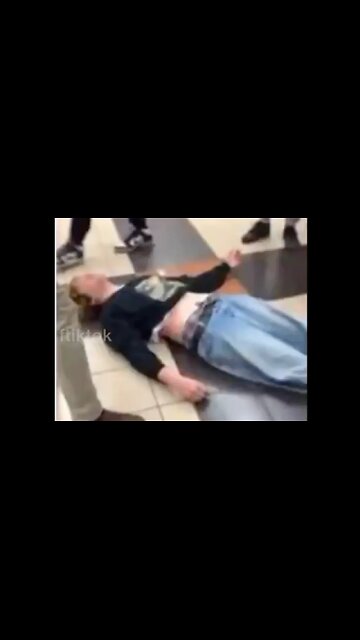 Student Beaten Until Unconscious By Group Of Thugs In Bathroom