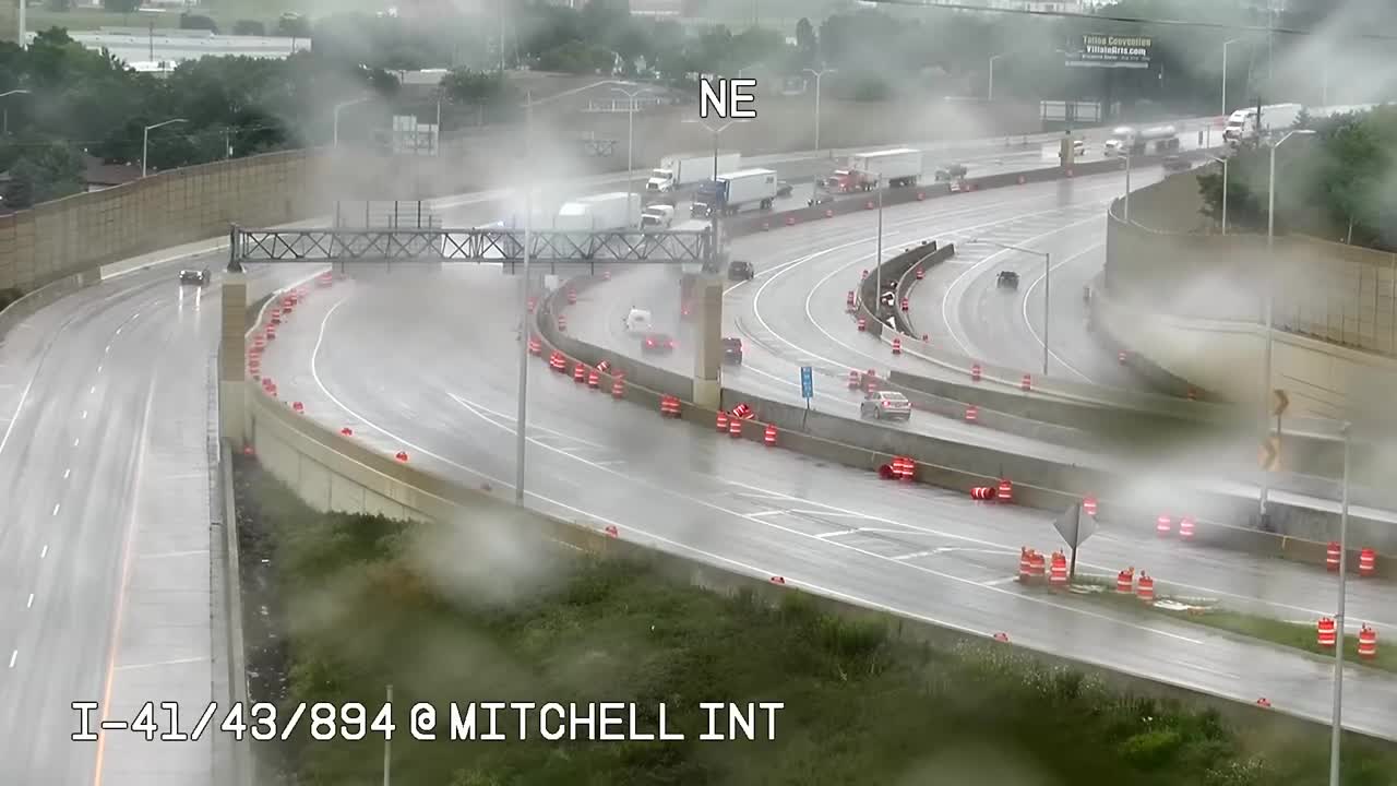 Dramatic DOT footage from the Interstate 41/94 crash Monday