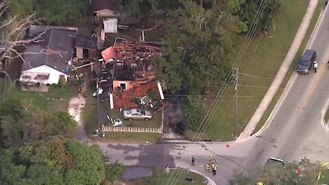 House explosion in Manatee County - chopper video
