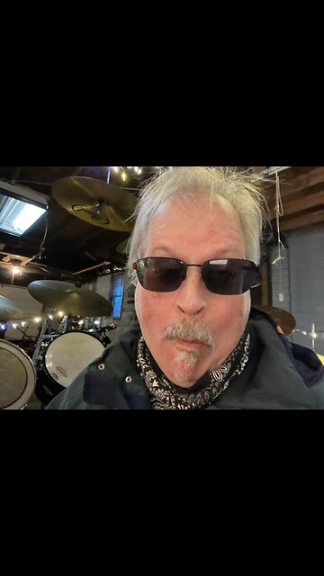 Grandpa 👴 Tom’s College Adventure