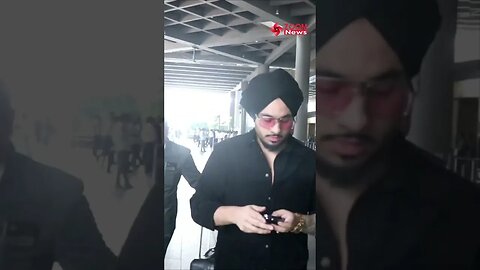 Singer Singhsta Spotted At Airport 💥📸 #shorts