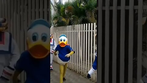 DANÇANDO FOFÃO, O MÁSKARA, BEN10, PATO DONALD E PATATI NA CARRETA DA ALEGRIA, LIKE