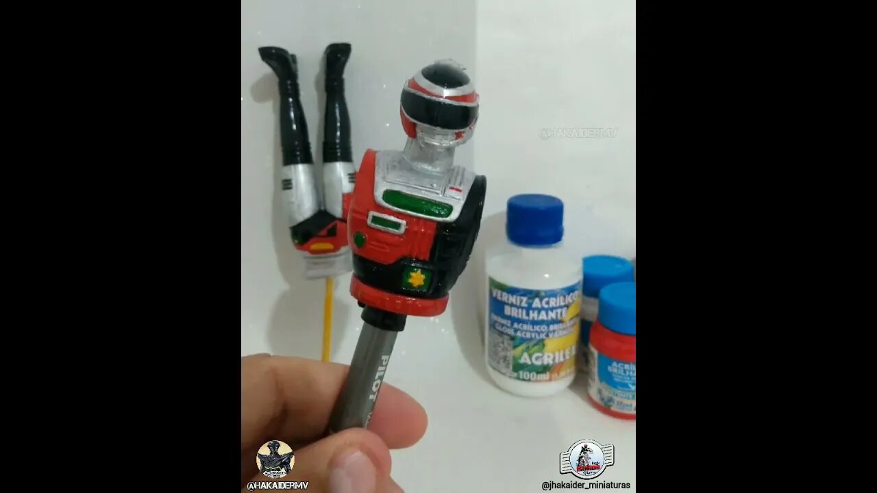 Continuação do processo de restauração da pintura do Fire do Winspector (Glasslite)