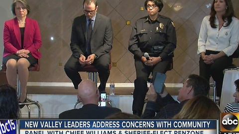 Community leaders meet with the public to build âtrustâ