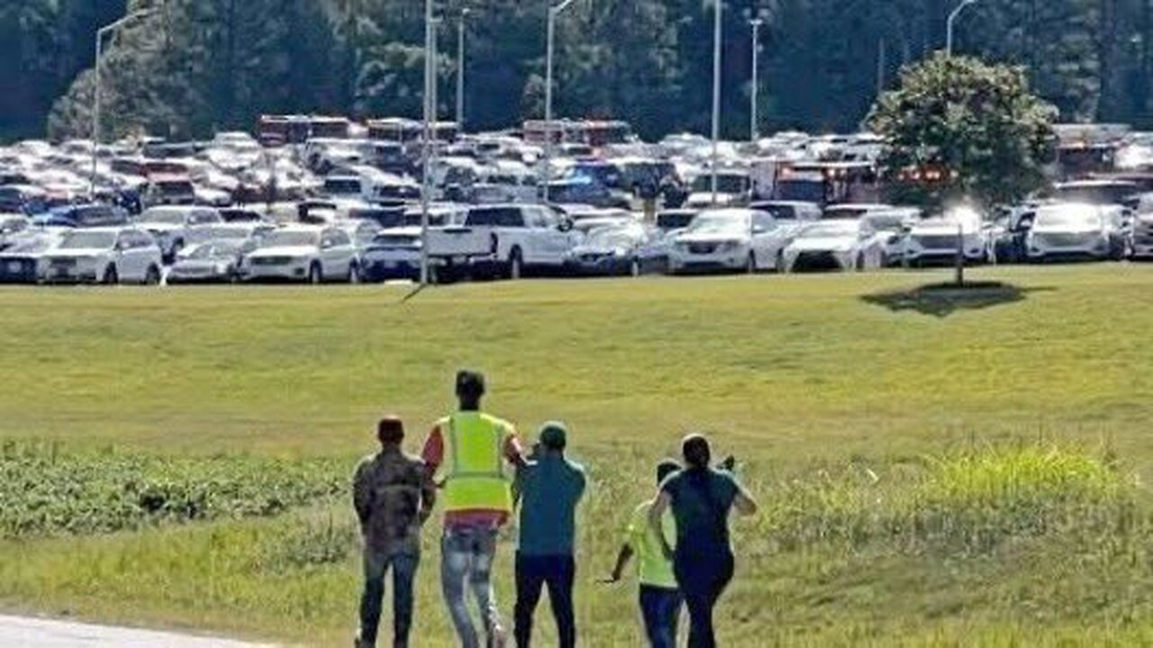 BREAKING :A tragic shooting at Apalachee High School in Winder, Georgia