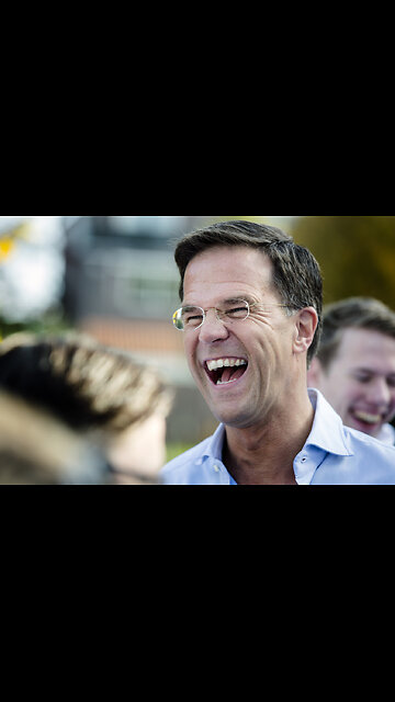 MARK RUTTE DEED ERG LACHERIG OVER DE MEXICAANSE GRIEP IN 2009
