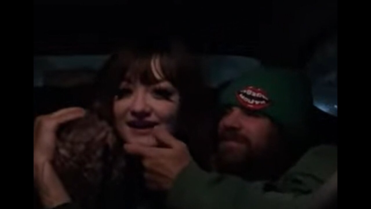 IP2 Stories - Mike Strokeoff In Hiding From Eric Hugging & Kissing On Zoe In Mom's Driveway