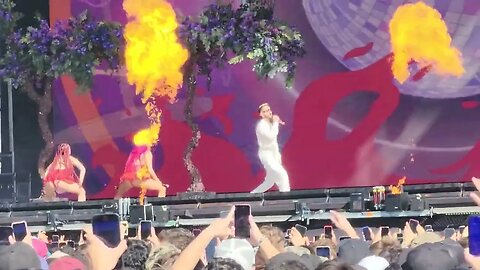Mora ◉ #Lollapalooza 2023 📅 17.03.2023 🎵 Calentón 🎵 #lollacl #lollacl2023 #lollapaloozachile