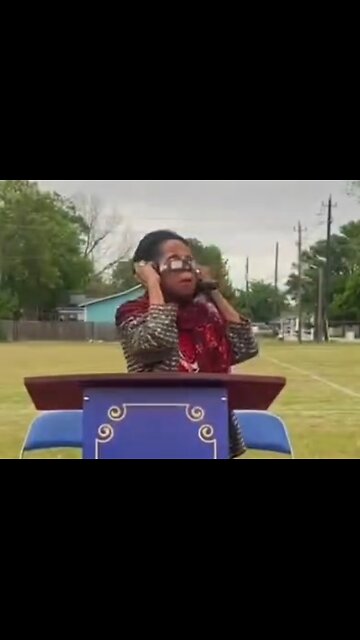 OMG Rep Jackson Lee Struggles To Put On Eclipse Glasses