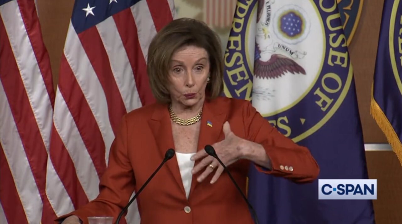 Pelosi: "Putin is trying to bait the trap so that we go in and that could be the beginning of WW3"
