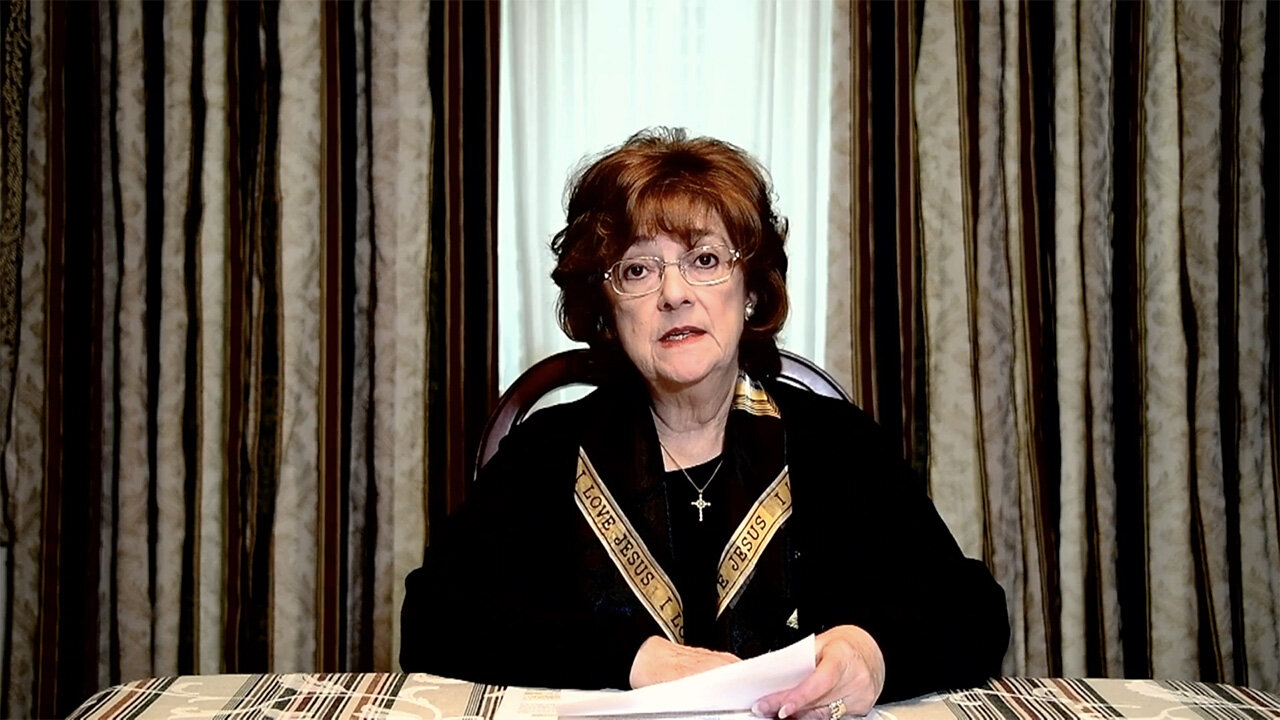 Vblog 042 Adventures in the Word with Mary / Kingdom Directives