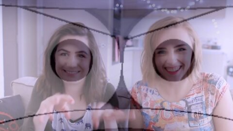 Jellyfish of Standardized Chaos - doddlevloggle & Hannah Witton