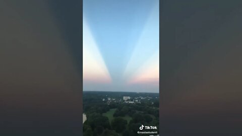 Weird sights in the sky