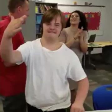 Largo teen with Down Syndrome asked to Homecoming in a viral video