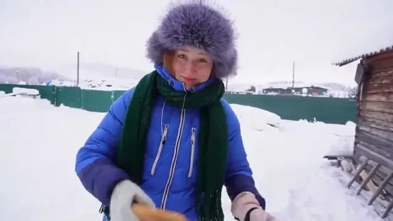 Life in Russia's COLDEST CITY - Yakutsk | Yakut habits, heatwave(-30 C°), my walrus-friends