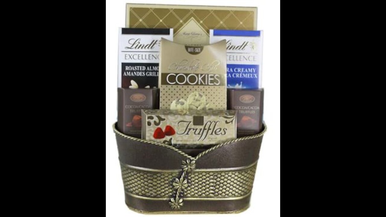 Gift baskets are evergreen and fit perfectly for all kinds of occasions