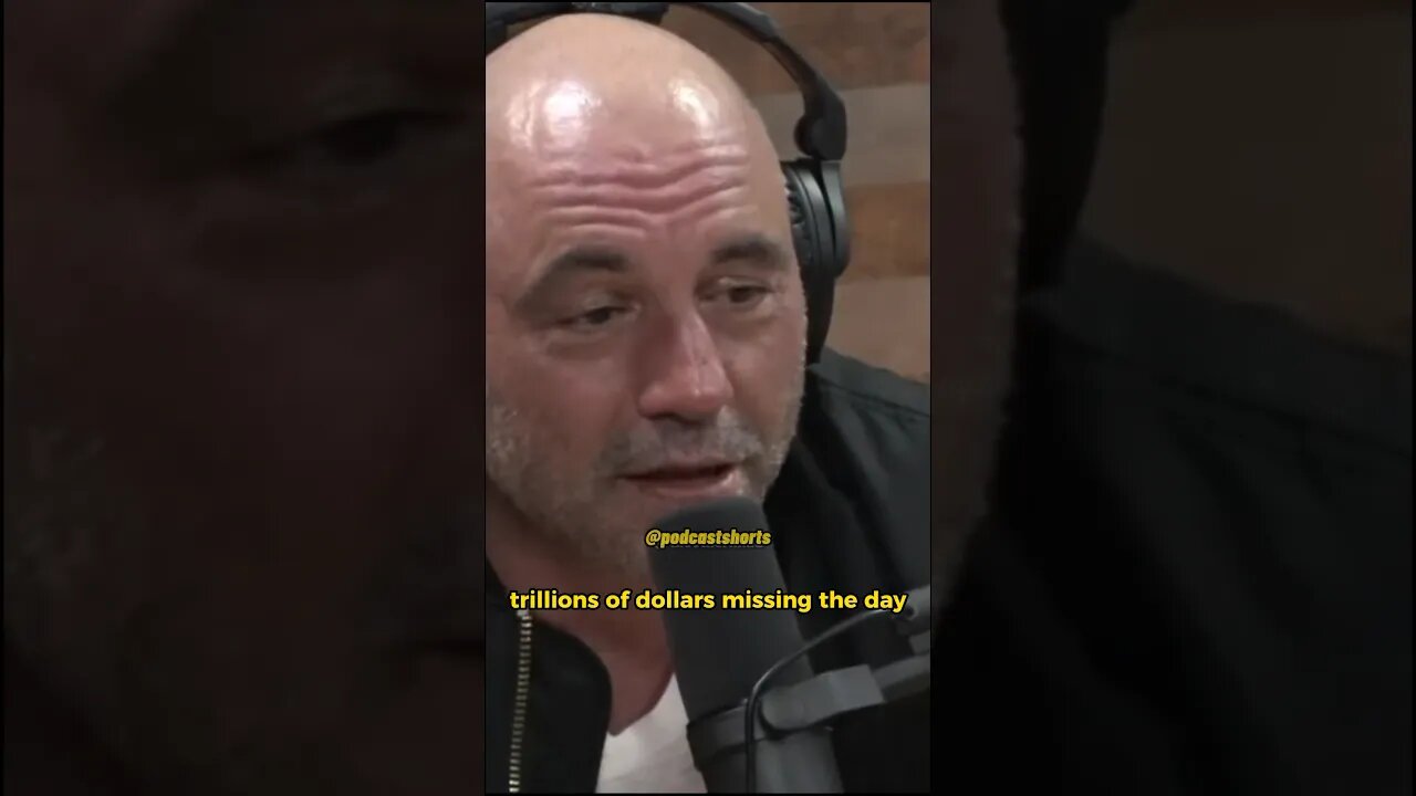 Joe Rogan : US lost $2.3 Trillion before 9/11 #shorts #joerogan