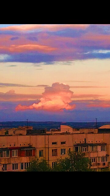 Облака похожие на ЯДЕРНЫЙ ВЗРЫВ ☁️💥