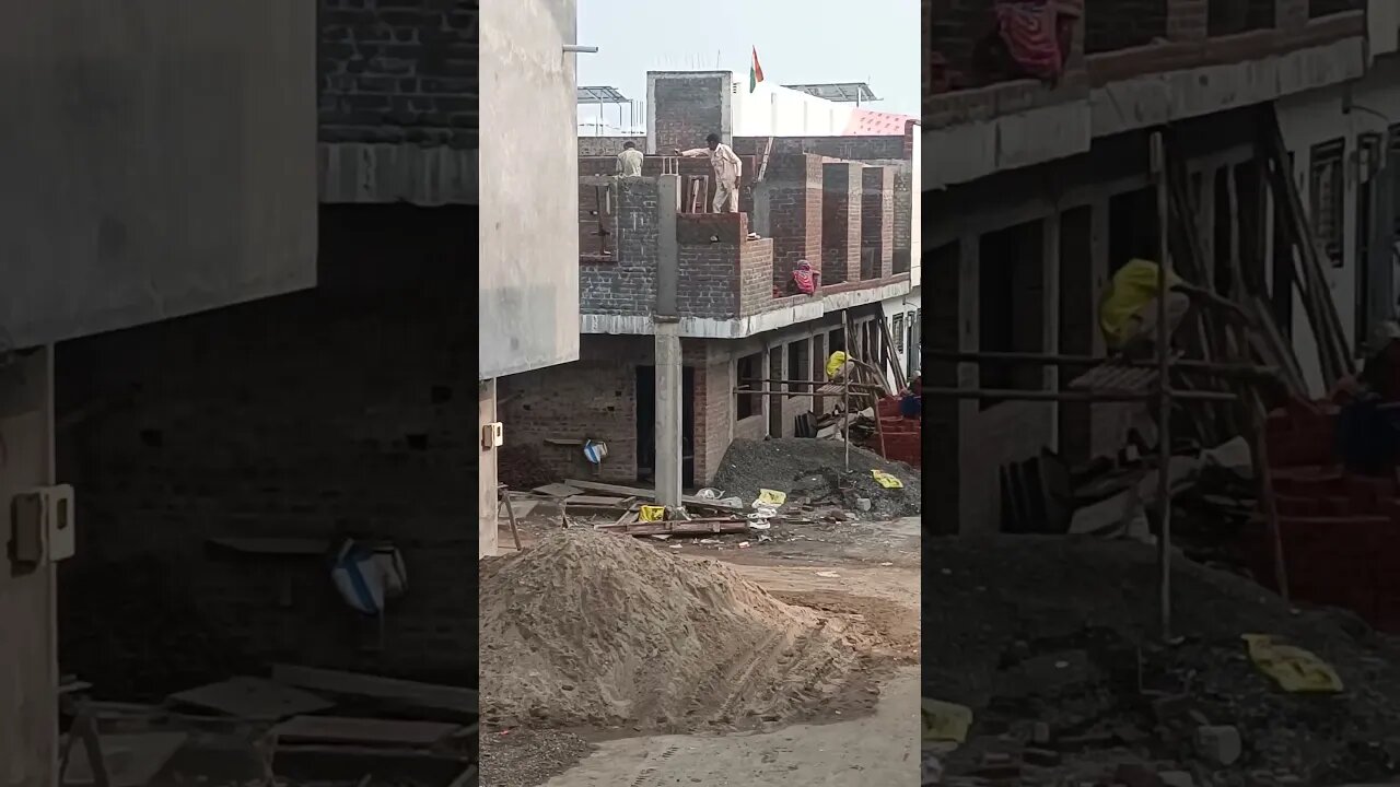 Brick Ko Second Floor पर लगा रहे Hai | Construction Video #construction #constructionsite #shorts