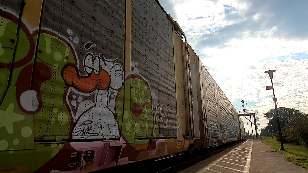 CN 8896 & CN 2585 Engines Manifest Train Eastbound In Sarnia TRACK SIDE