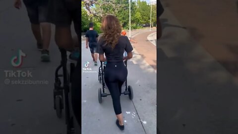 Hot mom thick #shorts #trendingshorts #tiktok #hot