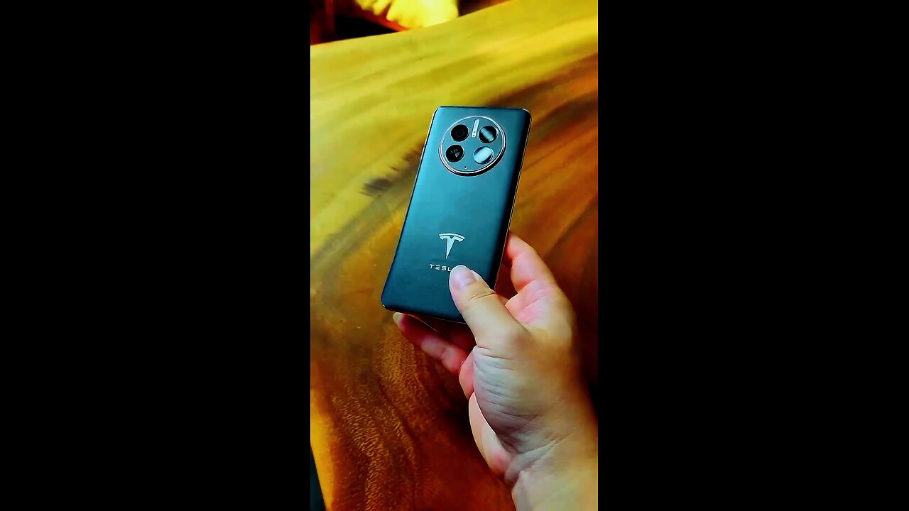 बिना_Charging_के_चलने_वाला_Phone___Tesla_Pi_Phone #shorts #viral #trending #बिना #Charging #के #चलने