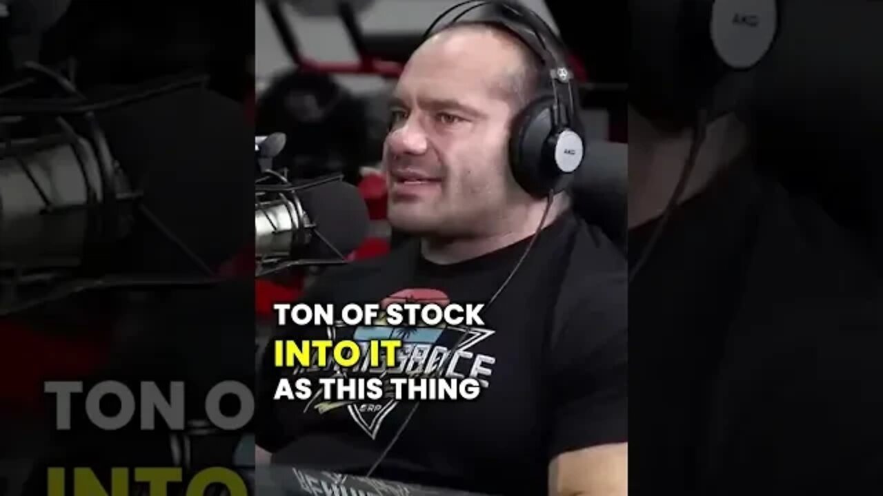 Does Your Ability to Vertically Jump Make You a Better Lifter? 😵‍💫 #shorts