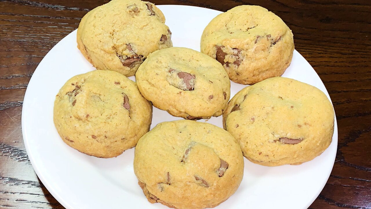 The Best Soft Chocolate Chip Cookies Recipe