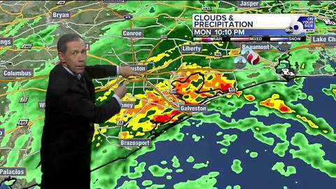Scott Dorval's On Your Side Forecast: Monday, August 28, 2017