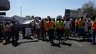 Rustenburg taxi operators lauded for peaceful march (5qc)